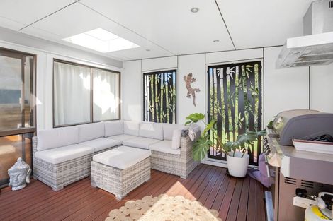 Photo of property in 336 One Tree Point Road, One Tree Point, 0118