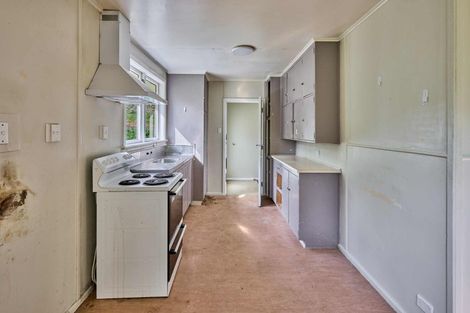 Photo of property in 14 Gloucester Street, Cannons Creek, Porirua, 5024