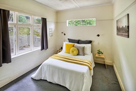 Photo of property in 6 Totara Terrace, Miramar, Wellington, 6022