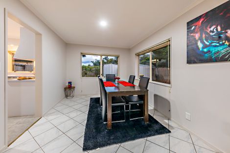 Photo of property in 31 Muirfield Street, Wattle Downs, Auckland, 2103