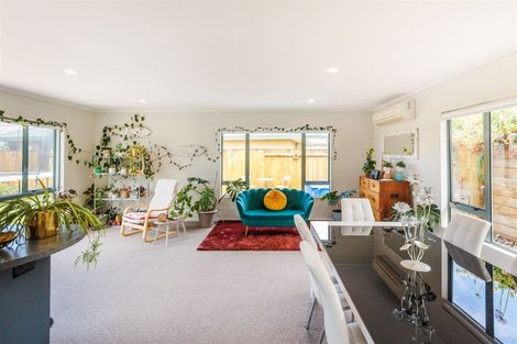 Photo of property in 106 Parnell Heights, Kelvin Grove, Palmerston North, 4414