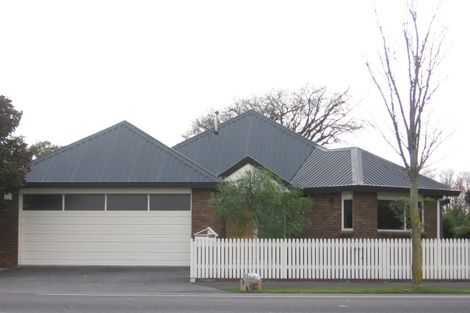 Photo of property in 445 College Street, Hokowhitu, Palmerston North, 4410