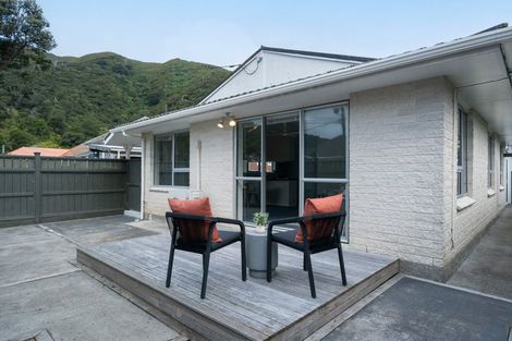 Photo of property in 4 Tyndall Street, Waiwhetu, Lower Hutt, 5010