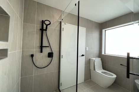 Photo of property in 13a Graeme Avenue, Mangere East, Auckland, 2024