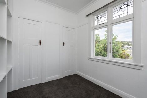 Photo of property in 71 Cockayne Road, Khandallah, Wellington, 6035