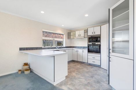 Photo of property in 41 Ocean Crest, Papamoa Beach, Papamoa, 3118