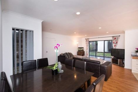 Photo of property in 5 Marblewood Grove, Pukekohe, 2120