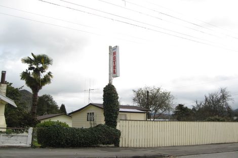 Photo of property in 84 Fairfax Street, Murchison, 7007