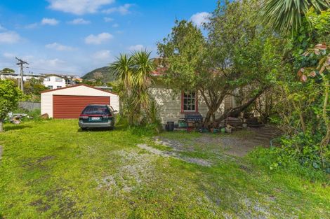 Photo of property in 20 Buller Street, Picton, 7220
