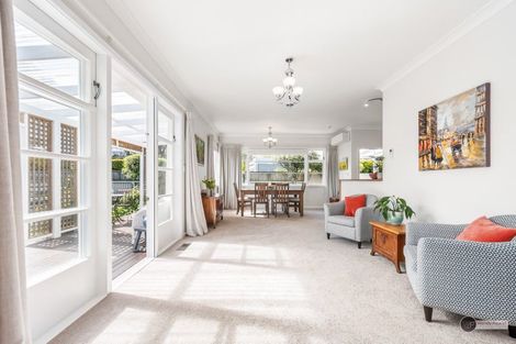 Photo of property in 16 Myrtle Street, Hutt Central, Lower Hutt, 5010