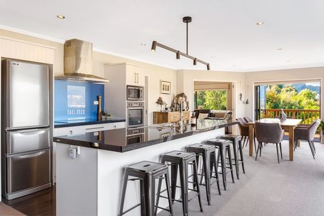 Photo of property in 43 Percy Kinsman Crescent, Riverstone Terraces, Upper Hutt, 5018