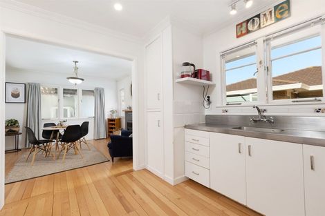 Photo of property in 19a Pemberton Crescent, Greerton, Tauranga, 3112