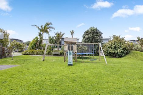 Photo of property in 19 Karauria Lane, Orewa, 0931