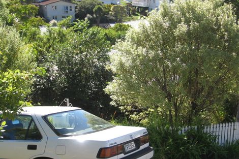 Photo of property in 1/665 Beach Road, Rothesay Bay, Auckland, 0630