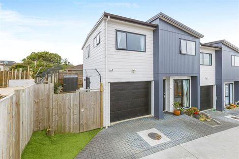 Photo of property in 14d Medina Place, Half Moon Bay, Auckland, 2012