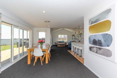 Photo of property in 53 Fernbrook Drive, Hurworth, New Plymouth, 4310