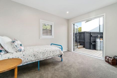 Photo of property in 27 Taioma Crescent, Te Atatu Peninsula, Auckland, 0610