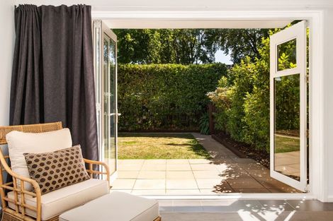 Photo of property in 2/78 Holly Road, St Albans, Christchurch, 8014