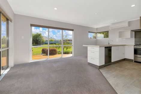 Photo of property in 8 Retallick Way, Amberley, 7410