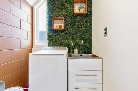 Photo of property in 4/2 Cross Street, Marchwiel, Timaru, 7910