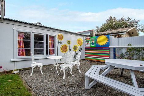 Photo of property in 174 Queen Street West, Levin, 5510