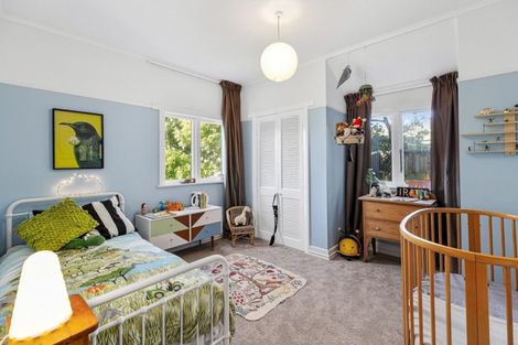 Photo of property in 38 Severn Street, Island Bay, Wellington, 6023