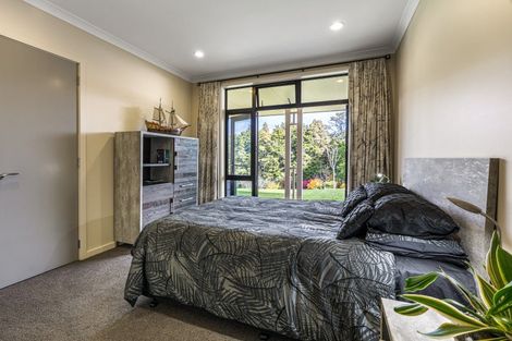 Photo of property in 69b Oraha Road, Kumeu, 0892