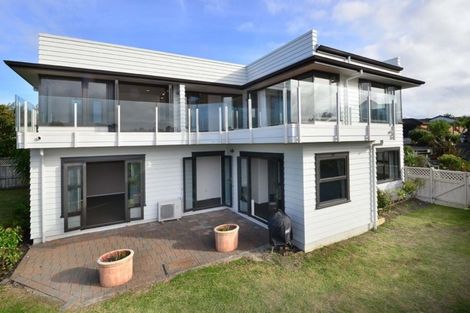 Photo of property in 22 Wentwood Place, Torbay, Auckland, 0630