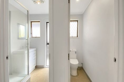 Photo of property in 10 Pohutukawa Place, Ellerslie, Auckland, 1051