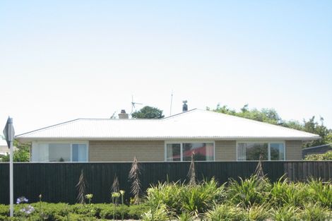 Photo of property in 7 Masham Road, Broomfield, Christchurch, 8042