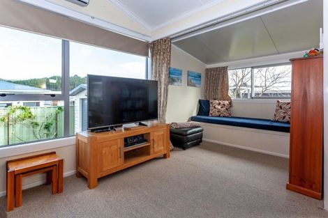 Photo of property in 102b Sharyn Place, Whangamata, 3620