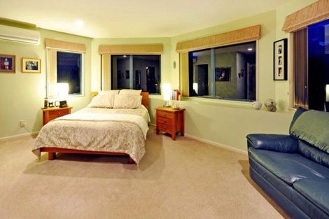 Photo of property in 2 Rimu Rise, Albany, Auckland, 0632