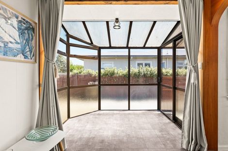 Photo of property in 424 Southland Place, Raureka, Hastings, 4120