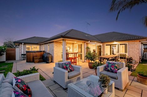 Photo of property in 614 Gloucester Road, Papamoa Beach, Papamoa, 3118