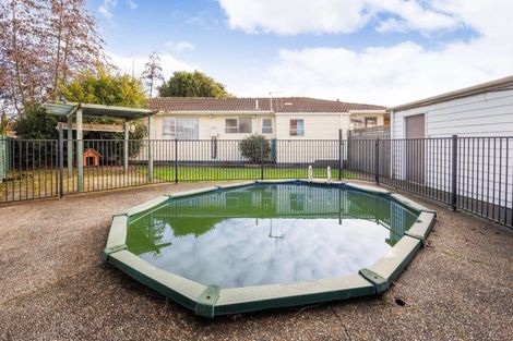 Photo of property in 11 Cascade Crescent, Westbrook, Palmerston North, 4412