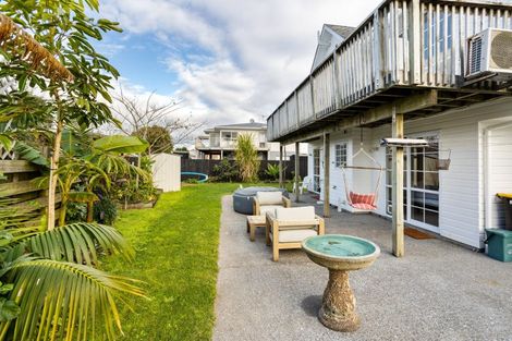 Photo of property in 5 Wells Place, Whitianga, 3510