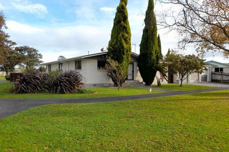 Photo of property in 1 Dove Place, Westbrook, Palmerston North, 4412