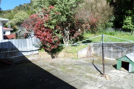 Photo of property in 64 Sunny Grove, Wainuiomata, Lower Hutt, 5014
