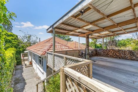 Photo of property in 3d Wallace Place, Westown, New Plymouth, 4310