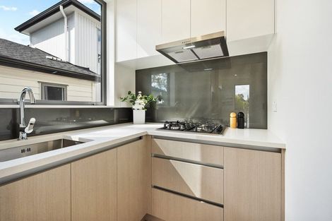 Photo of property in 144a Oaktree Avenue, Browns Bay, Auckland, 0630