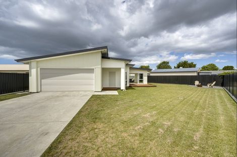 Photo of property in 10 Whariki Crescent, Flaxmere, Hastings, 4120