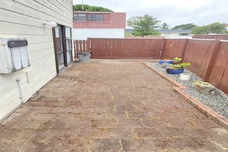 Photo of property in 1/2 Burdendale Grove, Churton Park, Wellington, 6037