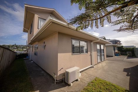 Photo of property in 1/253 Saint Aubyn Street, New Plymouth, 4310