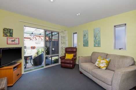 Photo of property in 6 Park Road, Greenmeadows, Napier, 4112