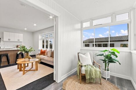 Photo of property in 186 Wainoni Road, Avondale, Christchurch, 8061