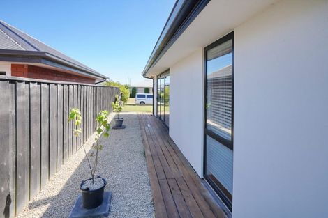 Photo of property in 3 Waimarie Street, Pegasus, 7612