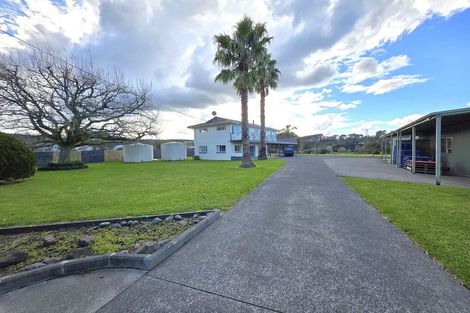 Photo of property in 6 Deacon Road, Riverhead, Kumeu, 0892