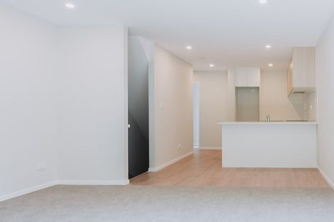 Photo of property in 28 Tukari Lane, Mangere Bridge, Auckland, 2022