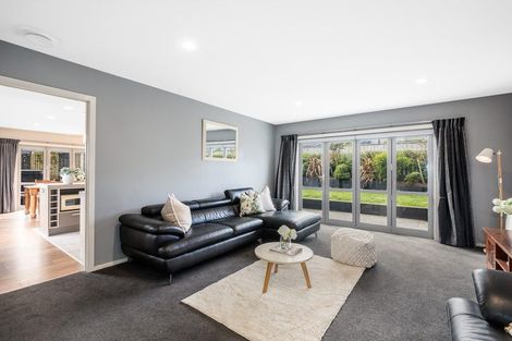 Photo of property in 11 Nelson Avenue, Aotea, Porirua, 5024
