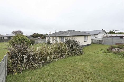 Photo of property in 17 Dumbarton Place, Strathern, Invercargill, 9812